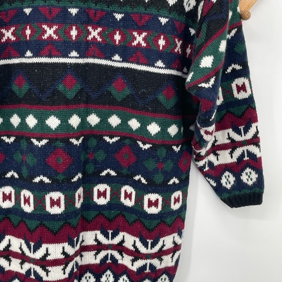 Vintage Cut 4 U Men's Turtleneck Patterned Knit Sweater Black, Burgundy & Green - Picture 15 of 16